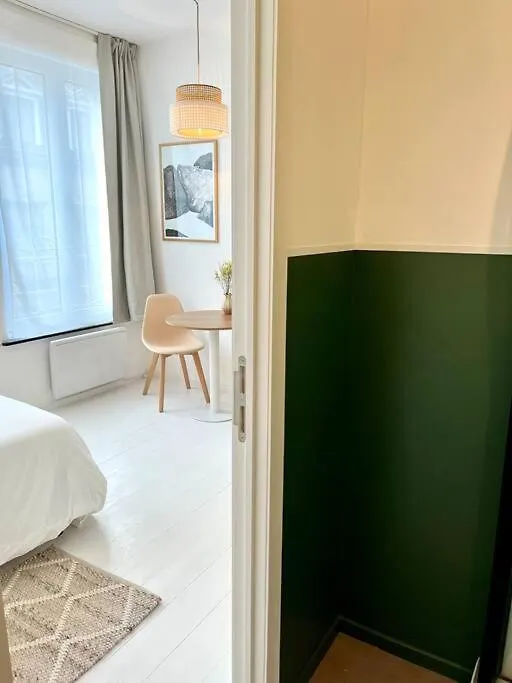 公寓 Chez Louise - A Haven Of Peace In Brussels公寓